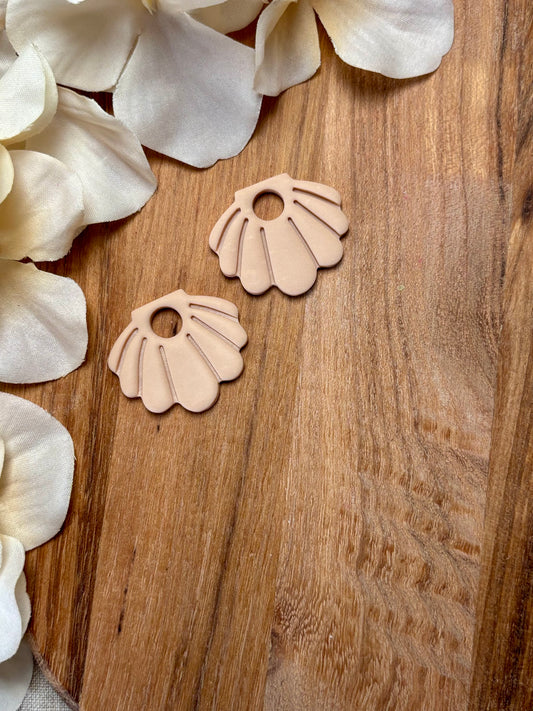 Skjell · Beige