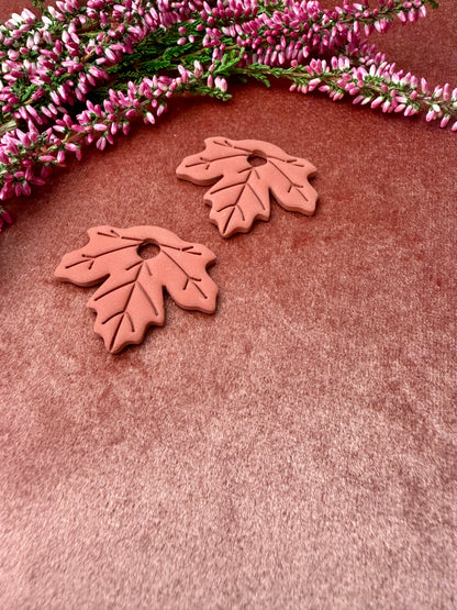 Løvblad · Dyp terracotta