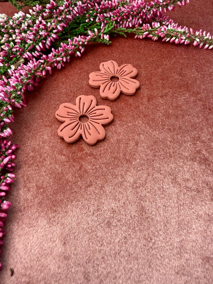 Camelia · Dyp terracotta