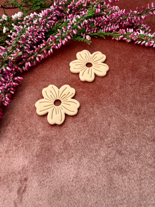 Camelia · Beige