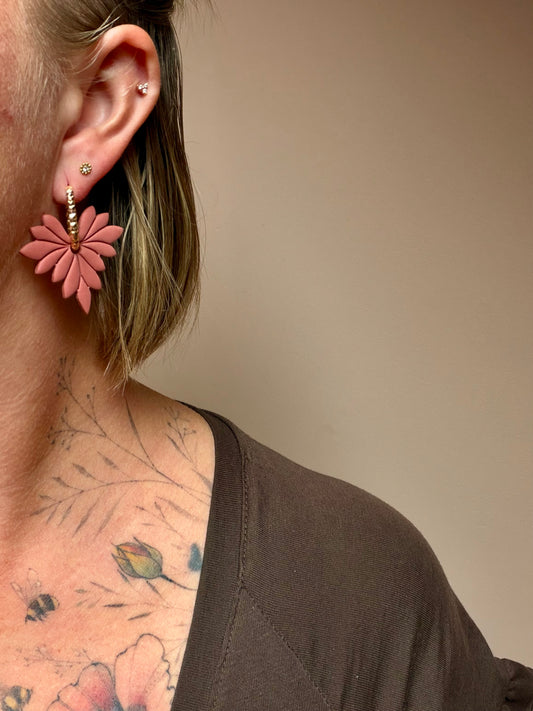 Bloom · Dyp terracotta